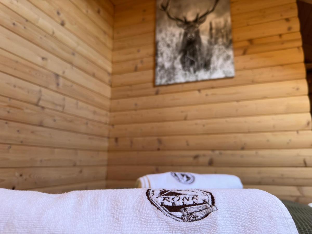 Апартаменты Roenk Relax Мишкольц Экстерьер фото