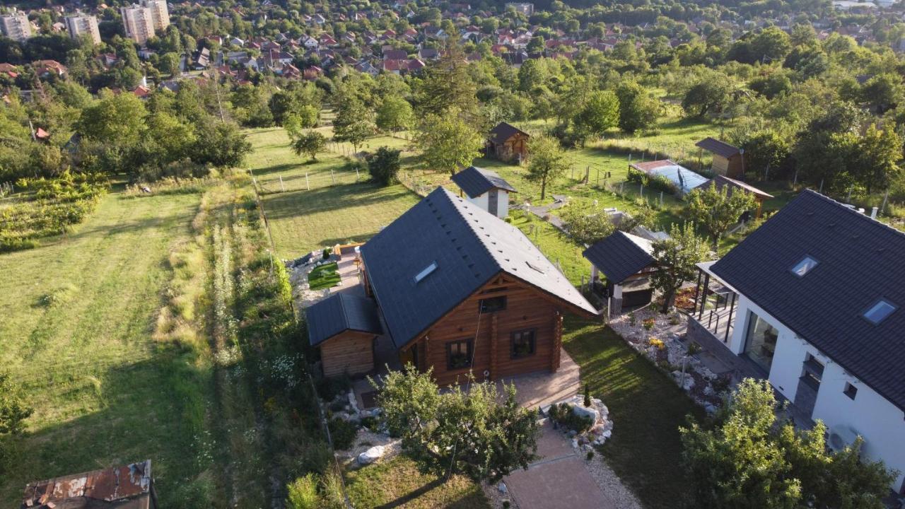 Апартаменты Roenk Relax Мишкольц Экстерьер фото