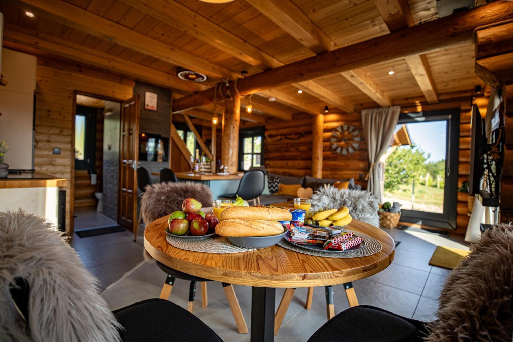 Апартаменты Roenk Relax Мишкольц Экстерьер фото